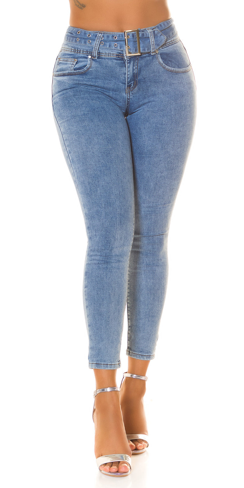 Jeans con cintura 0000J955