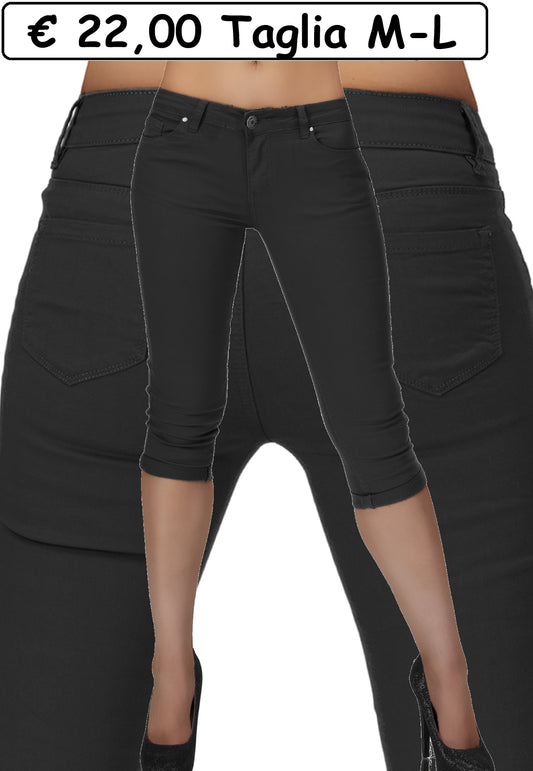 PROMO Pantaloni neri capri 10068